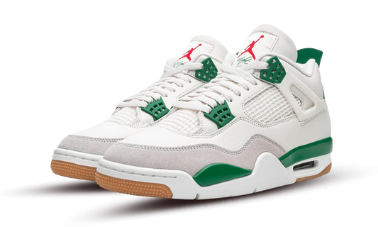 Air Jordan 4 Retro SB Kieferngrün