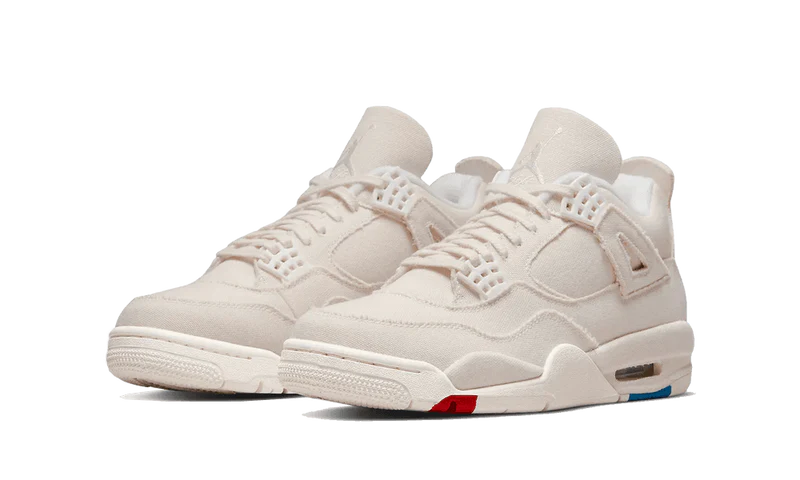 Air Jordan 4 mit leerem Canvas